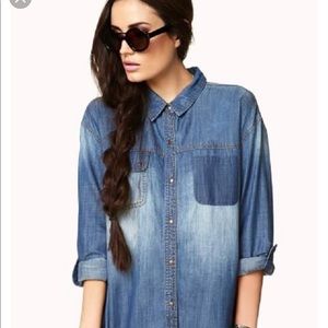 Cute Anthropologie chambray denim shirt small
